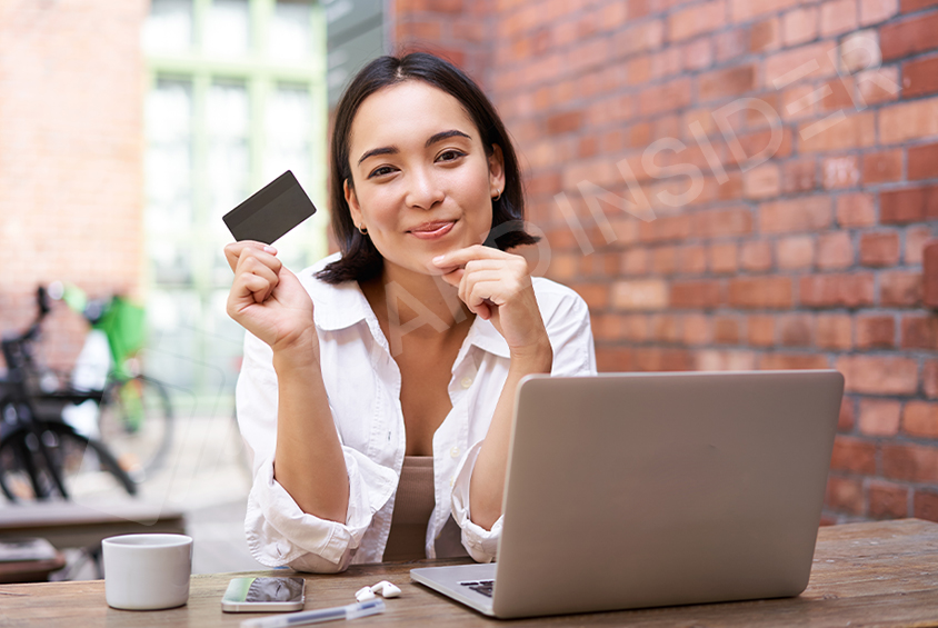 Why Everyone Should Have At Least One Credit Card